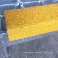 Hersteller Verzinkte Treppenstufe mit gelber abrasiver Anti-Rutsch-Nosing